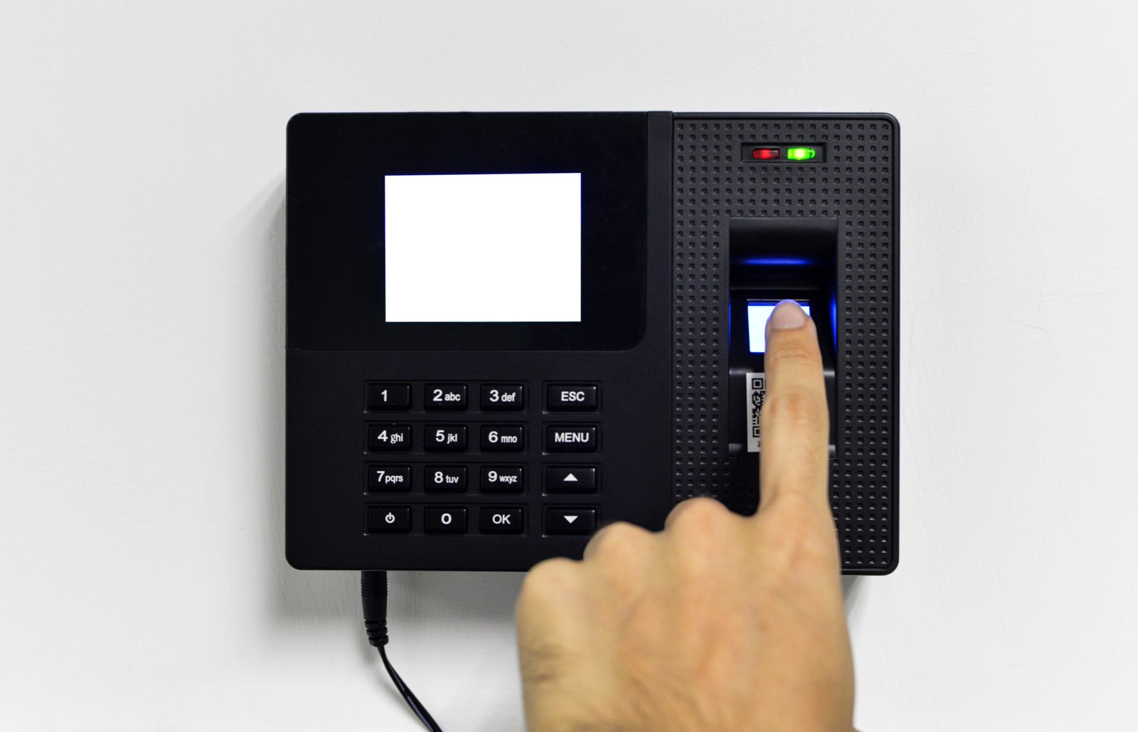 Biometric Fingerprint Readers can spread Coronavirus COVID-19